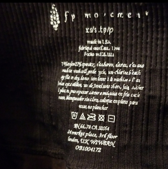 Free People Movement Good Karma/Shanti capris - Picture 5 of 7